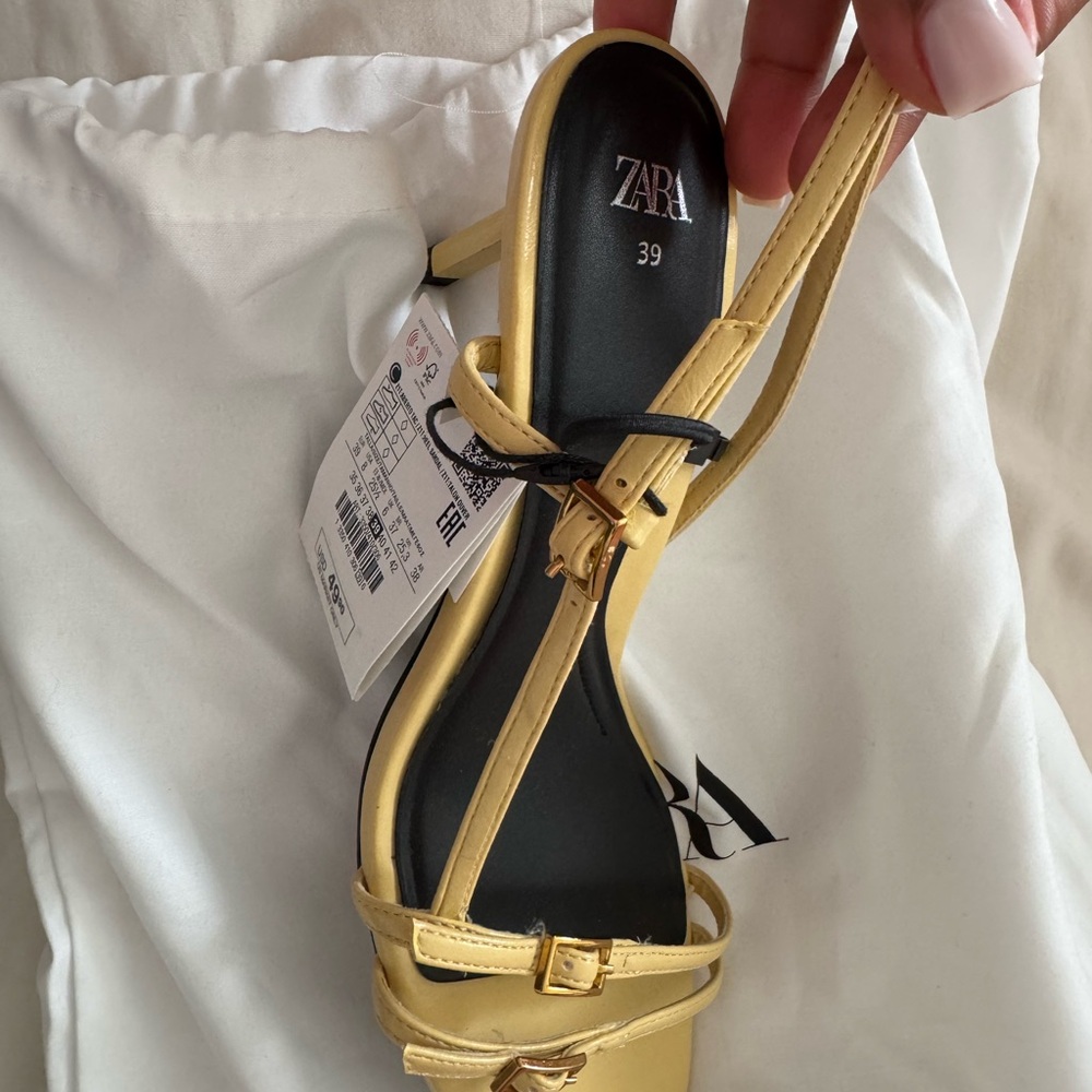Zara yellow Strappy Heels